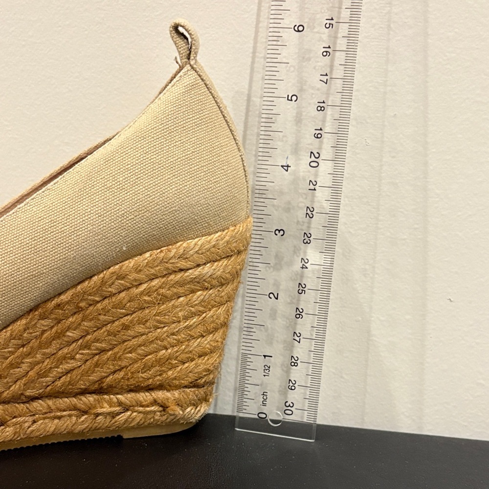 Elegant Tan Wedge Espadrilles - Picture 4 of 4